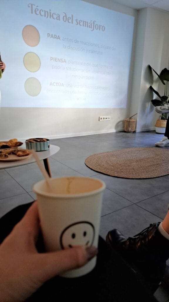 Talleres y Cursos de Psicología 1 WhatsApp Image 2024 12 08 at 11.23.03